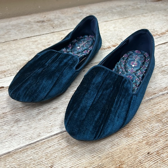 Birdies The Swan Velvet Slip On Shoes - Picture 3 of 7